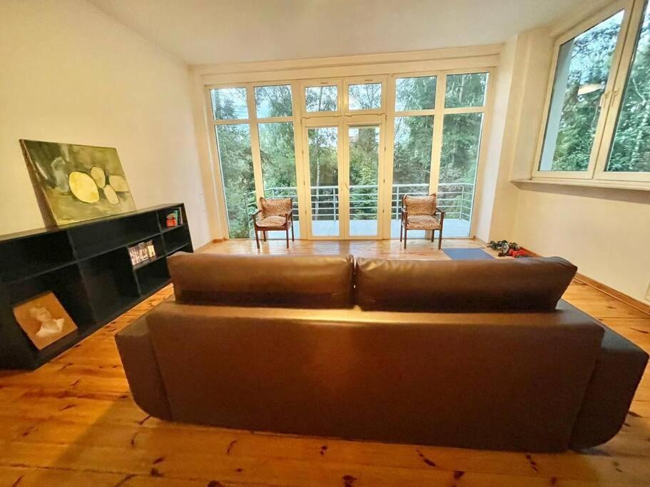 Beautiful Villa With Garden In Milanowek Eksteriør billede